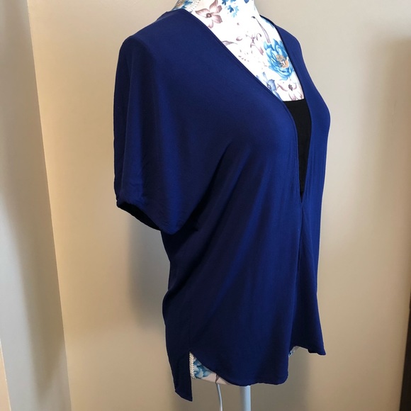 Zara women purple/blue top w/ peep hole in front S - Picture 3 of 8
